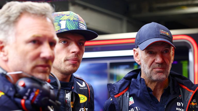 Max Verstappen, Adrian Newey, Christian Horner and Helmut Maro